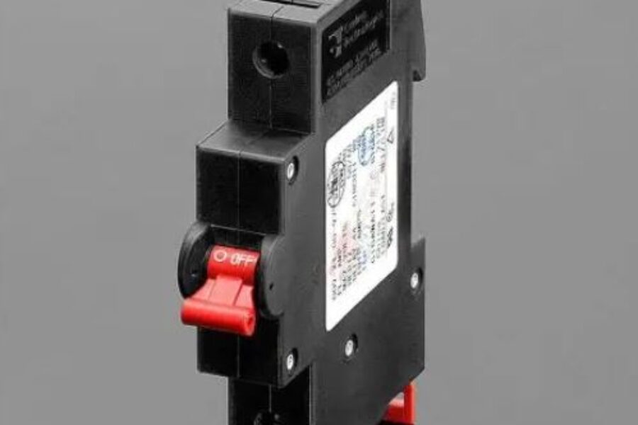 Gigawatt g-16A Installation Circuit Breaker – 178 €