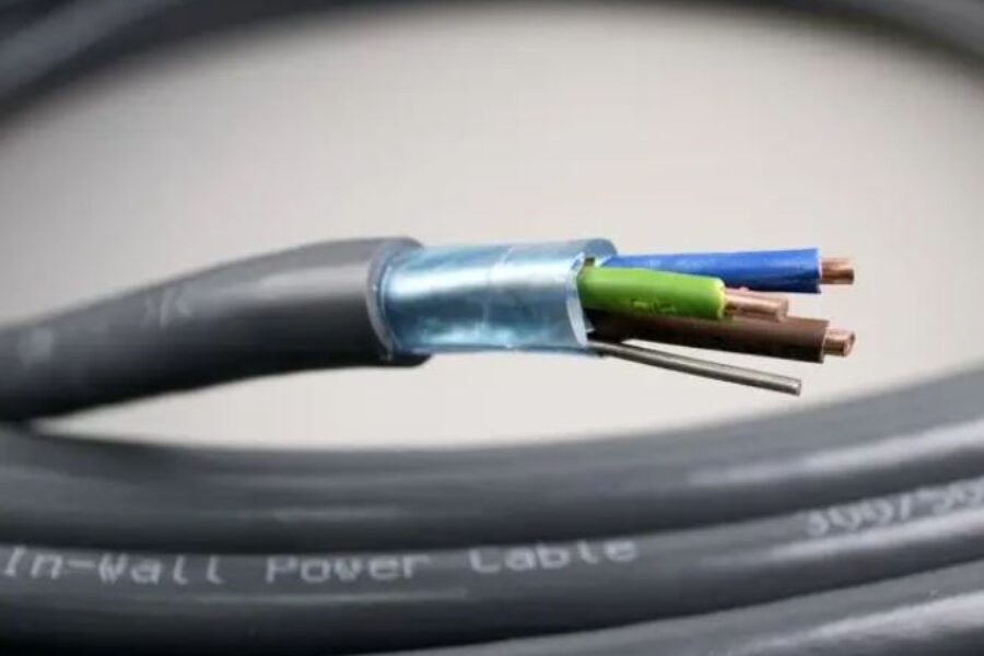 Gigawatt – LC-Y EVO 3X4  in wall cable – 35€