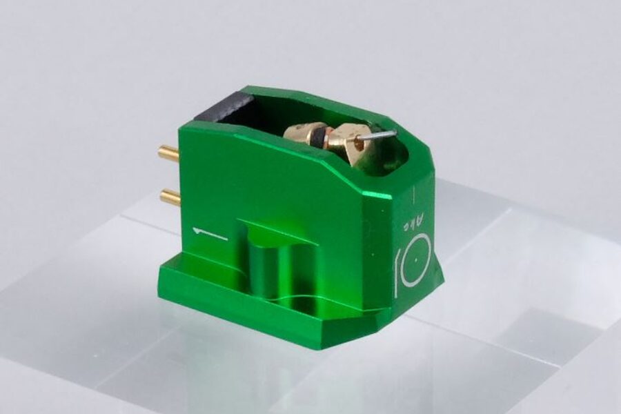 Takumi – Aka MC – 395 €